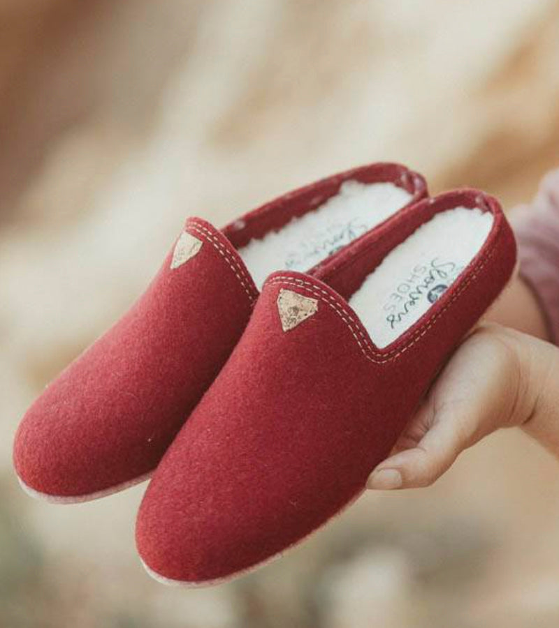 Vesta Garnet Women's House Slippers
