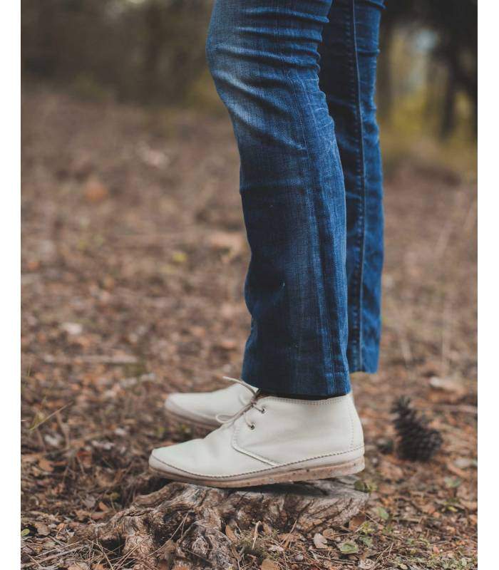 Horus Elfenbeinfarbene vegane Lederstiefel für Damen